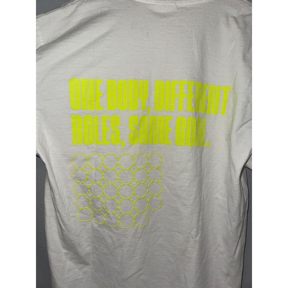 SHAKA WEAR Graphic Tee White Neon Yellow Print Streetwear Essentials Mens M